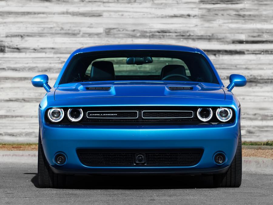 Dodge Challenger SXT 2015 года  (фото 40 из 59)